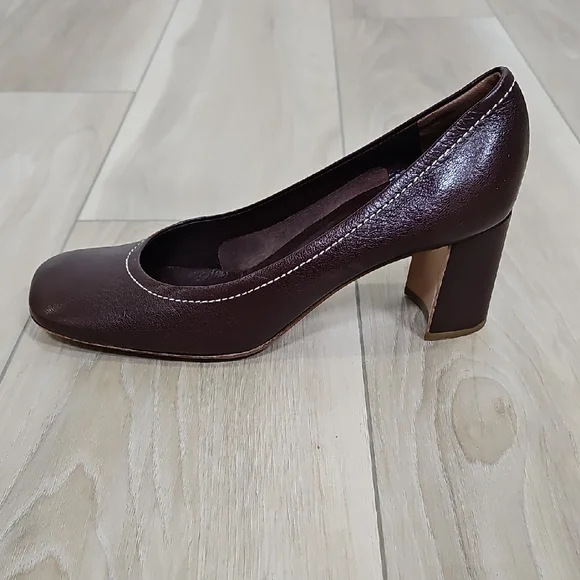 Vintage Prada Dark Brown Leather Heels - Picture 8 of 15